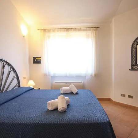 Σπίτι διακοπών 3 Bedroom Lovely In Costa Rei -ca-